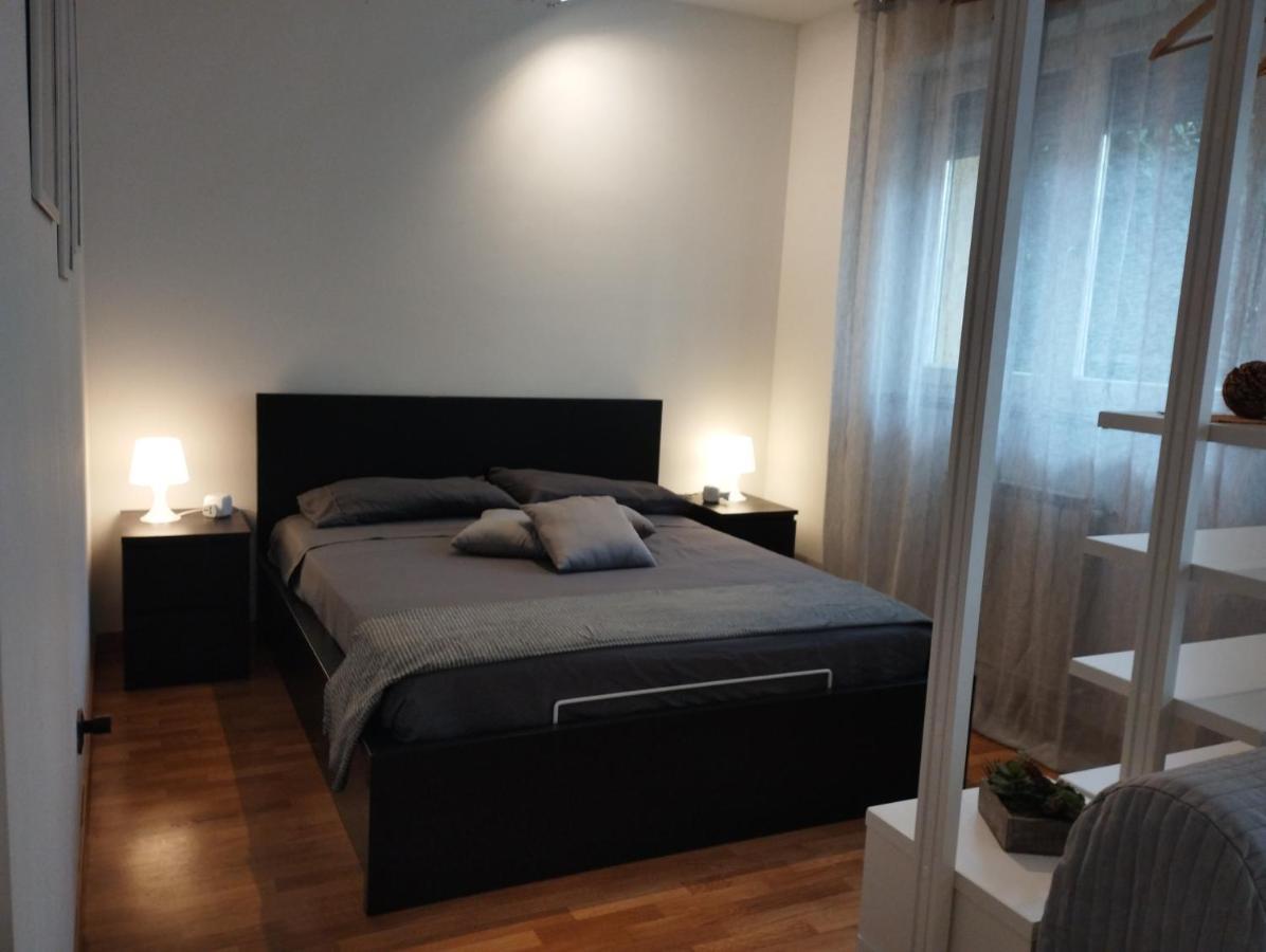 Liguria 51 - Affittica Apartment Milan Bagian luar foto